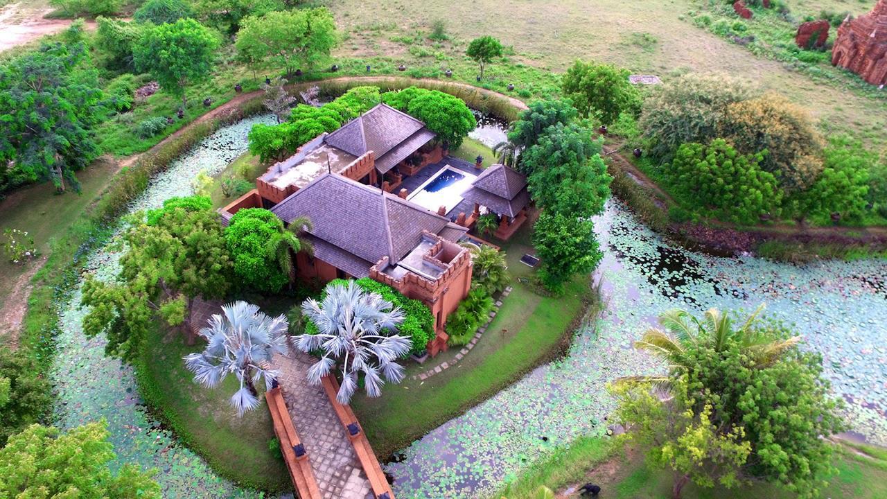 Aureum Palace Hotel & Resort Bagan Nyaung-U Exterior foto
